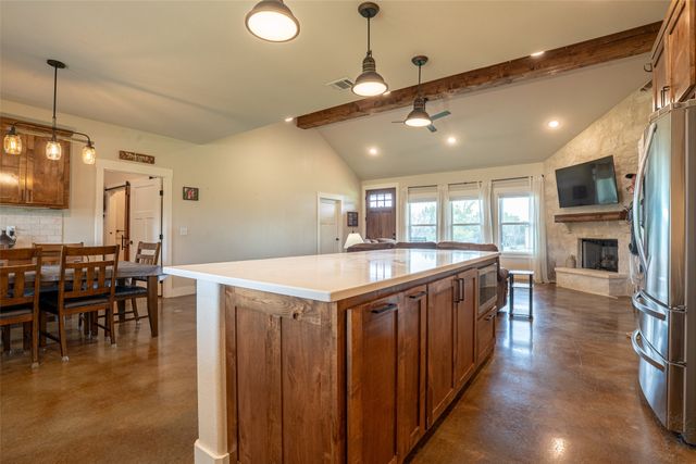 1260 Private Road 1656, Stephenville, TX 76401