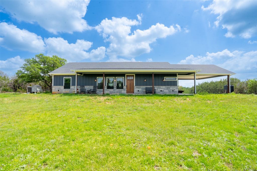 1260 Private Road 1656, Stephenville, TX 76401