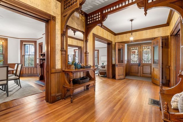 44 Putnam St, Newton, MA 02465