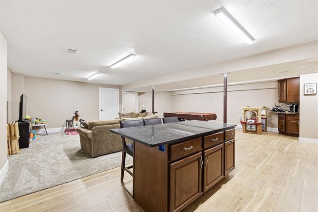 W2111 LAU ROAD, Freedom, WI 54130