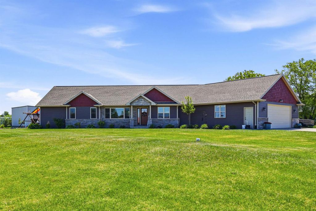 W2111 LAU ROAD, Freedom, WI 54130