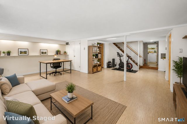 7 Sundance Drive, Greenwich, CT 06807