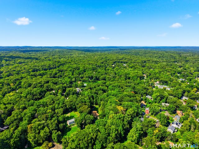 7 Sundance Drive, Greenwich, CT 06807