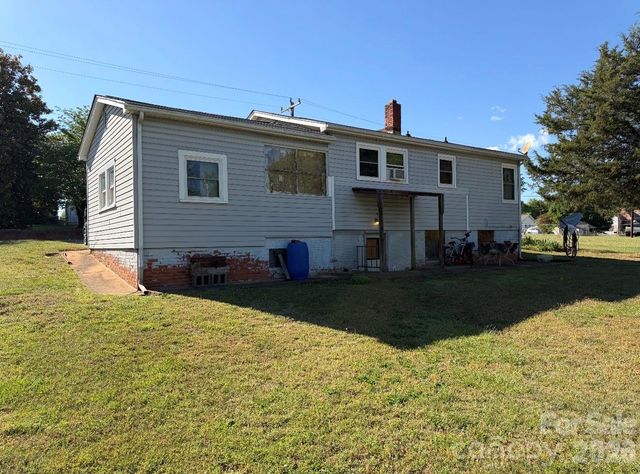 126 Arnett Street, Rutherfordton, NC 28139