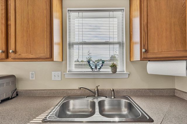 1913 S Clearing RD, Salem, VA 24153