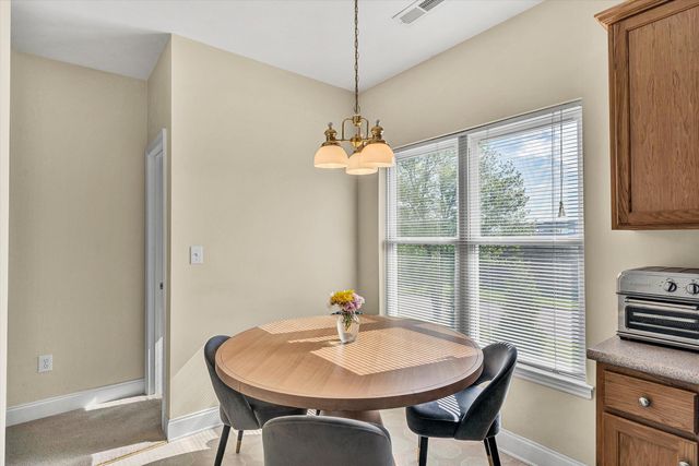 1913 S Clearing RD, Salem, VA 24153