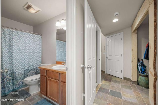 20730 Mountainside Drive, Eagle River, AK 99577