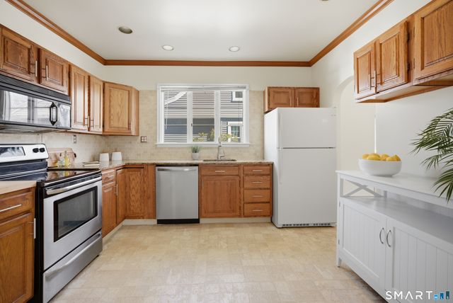 224 Homeland Street, Fairfield, CT 06825