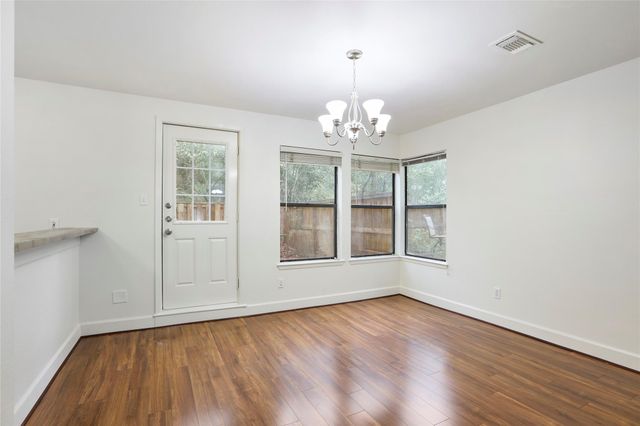 28 Sawmill Grove Lane, The Woodlands, TX 77380