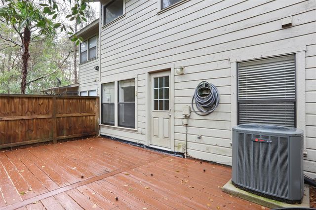 28 Sawmill Grove Lane, The Woodlands, TX 77380