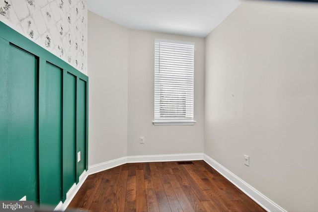 1027 6TH ST NE, Washington, DC 20002