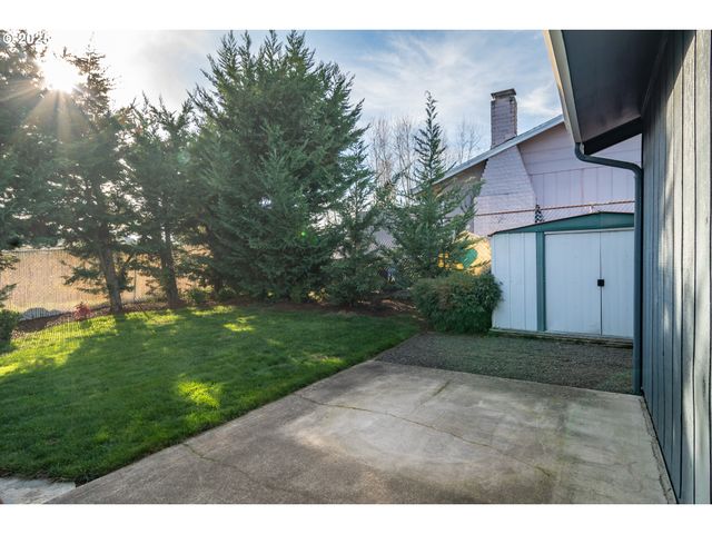 132 ASPEN Ct, Roseburg, OR 97471