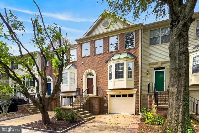 14637 STREAM POND DR, Centreville, VA 20120