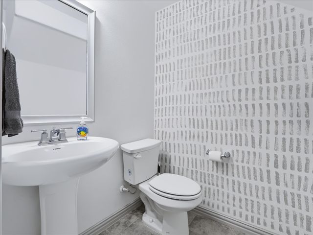 1387 Bonanza Lane, Lewisville, TX 75077