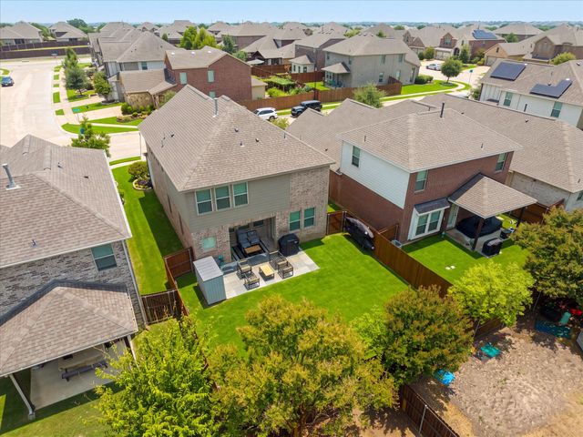 1387 Bonanza Lane, Lewisville, TX 75077