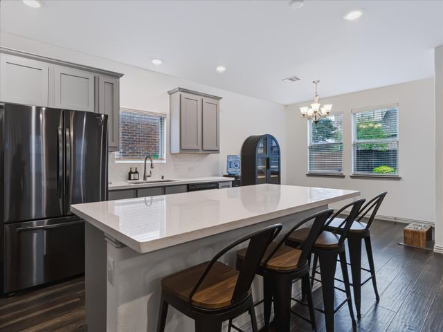 1387 Bonanza Lane, Lewisville, TX 75077