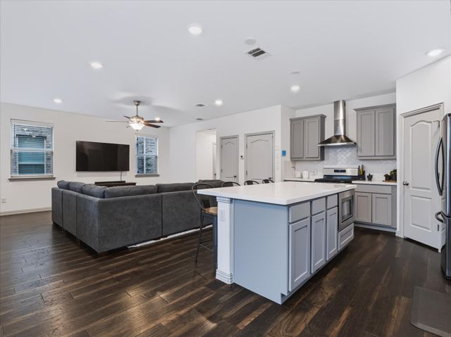 1387 Bonanza Lane, Lewisville, TX 75077