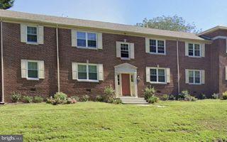 100 PARK BLVD #2D, Cherry Hill, NJ 08034