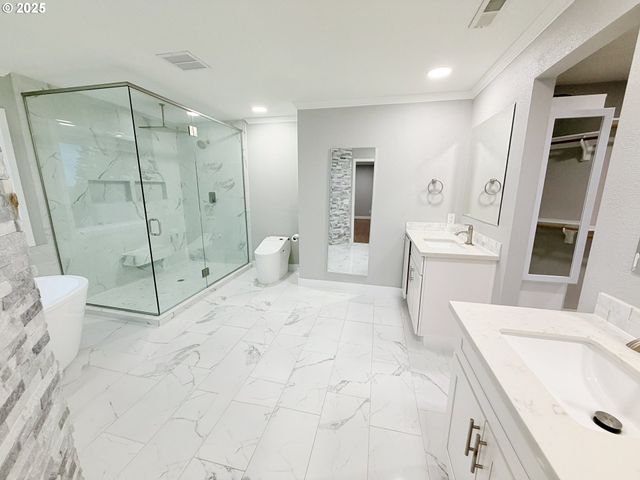 3492 VISTA RIDGE Dr, West Linn, OR 97068