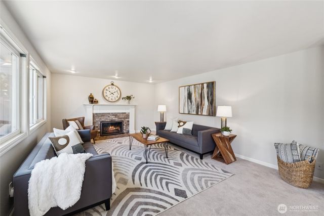 4738 193rd Avenue SE, Issaquah, WA 98027