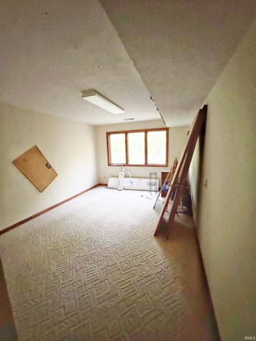 694 N 400 W, West Lafayette, IN 47906