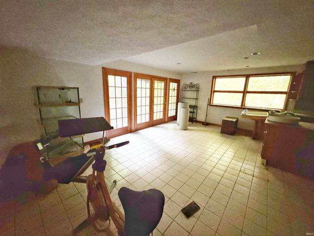 694 N 400 W, West Lafayette, IN 47906