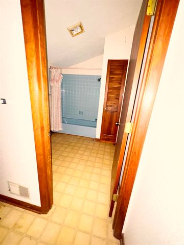 694 N 400 W, West Lafayette, IN 47906