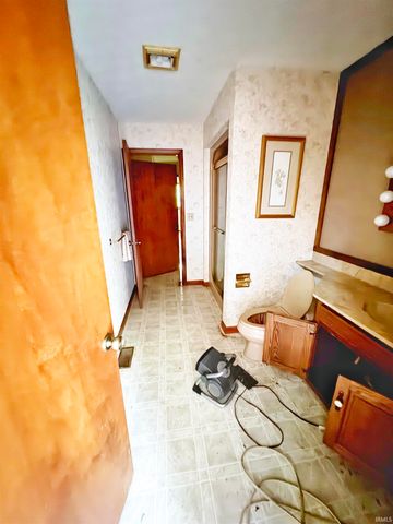 694 N 400 W, West Lafayette, IN 47906
