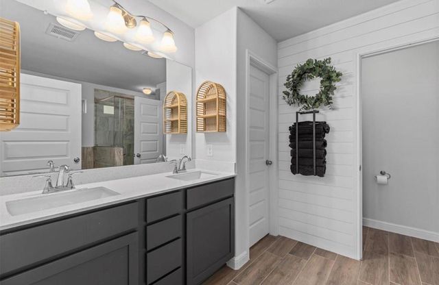 5311 Latigo Court, Alvin, TX 77511