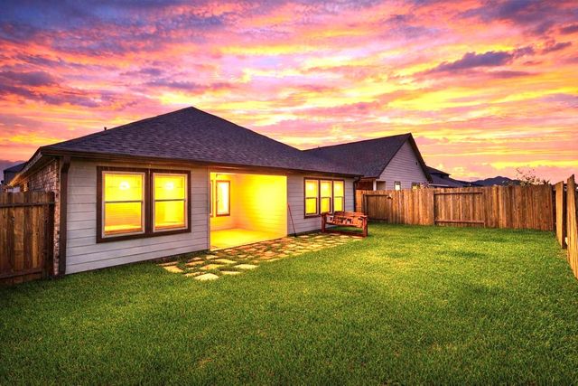 5311 Latigo Court, Alvin, TX 77511