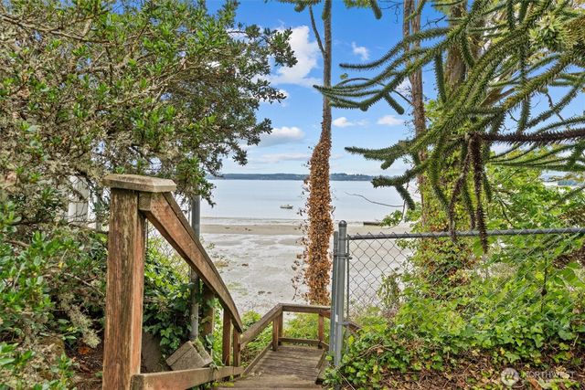 603 151st Avenue Ct SW, Lakebay, WA 98349