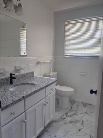 112 Maple Dr, Hendersonville, TN 37075