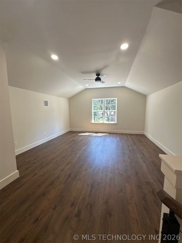 12351 Longboard Loop, Kingston, OK 73439