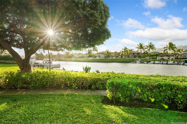 500 Lunalilo Home Road 26L, Honolulu, HI 96825