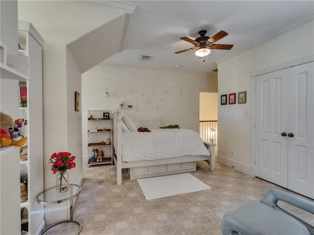 9265 Wren Lane, Bellville, TX 77418