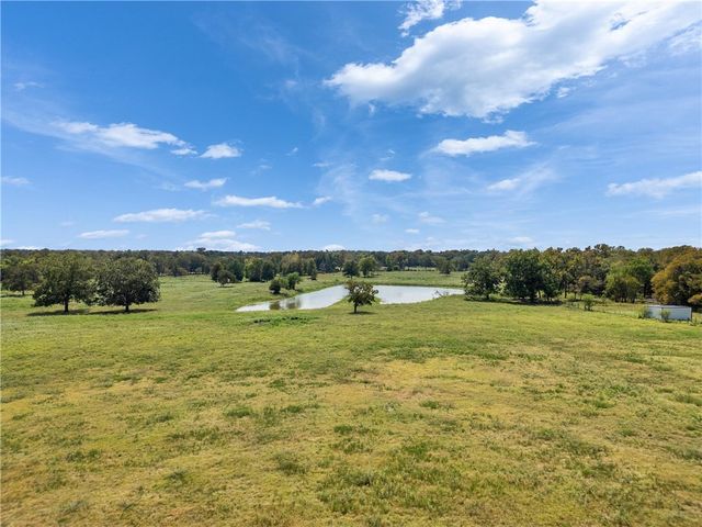 9265 Wren Lane, Bellville, TX 77418