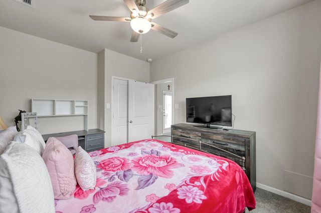32335 Noble Creek Drive, Conroe, TX 77385