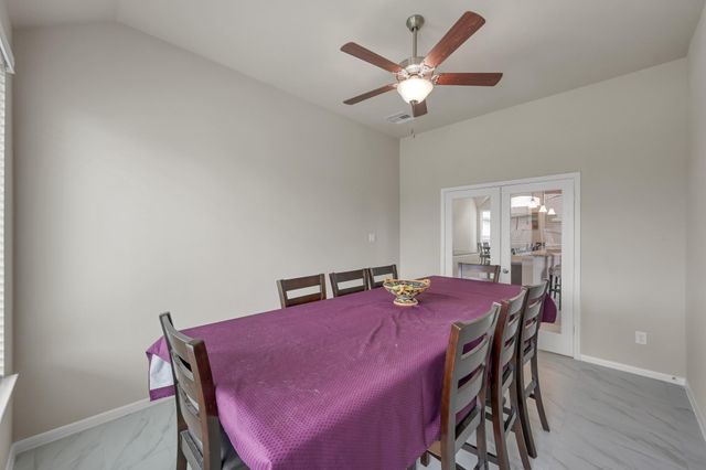 32335 Noble Creek Drive, Conroe, TX 77385