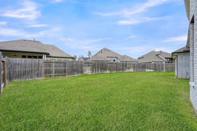 32335 Noble Creek Drive, Conroe, TX 77385
