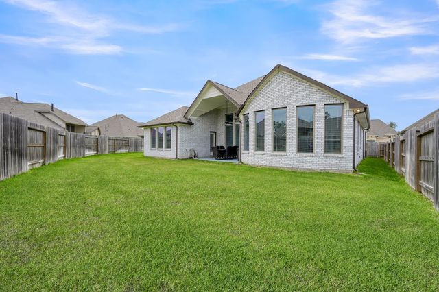 32335 Noble Creek Drive, Conroe, TX 77385