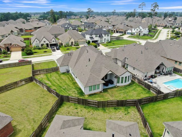 32335 Noble Creek Drive, Conroe, TX 77385
