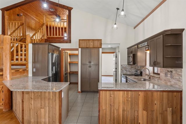 17620 POYNER ROAD N, Polk City, FL 33868