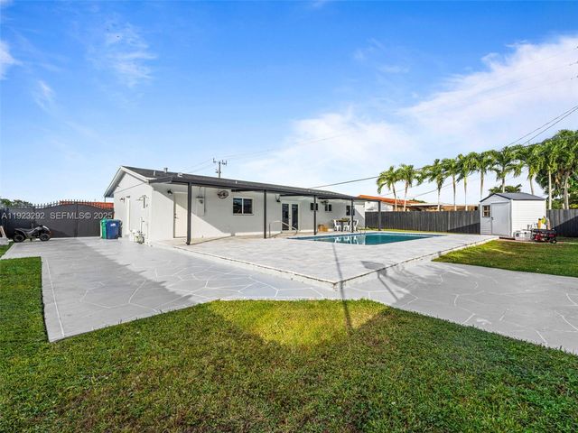 12842 SW 20th St, Miami, FL 33175