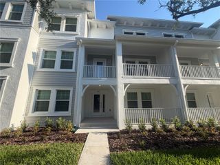 1427 W CHESTNUT STREET, Tampa, FL 33607