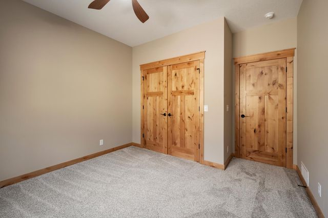 1093 Legend Lane, River Falls, WI 54022