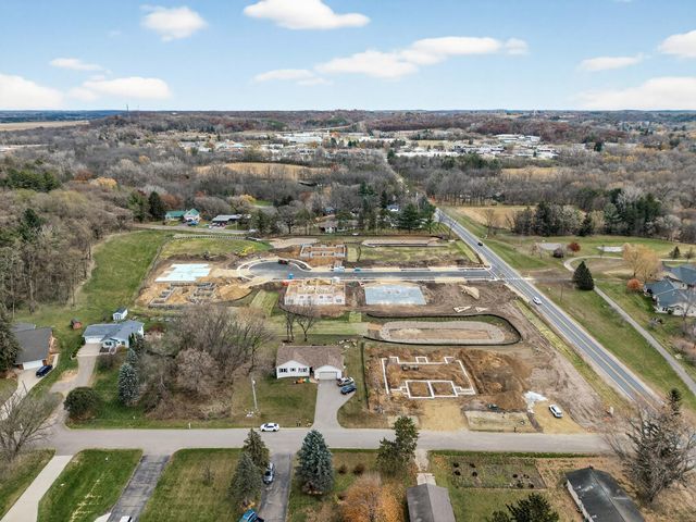 1093 Legend Lane, River Falls, WI 54022