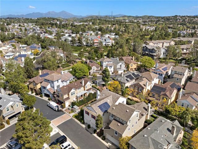 8 Earthen Court, Ladera Ranch, CA 92694