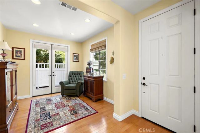 8 Earthen Court, Ladera Ranch, CA 92694