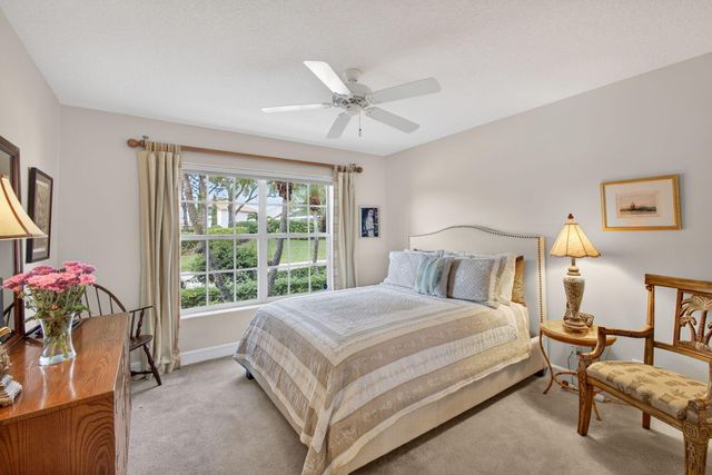 936 Augusta Pointe Drive, Palm Beach Gardens, FL 33418