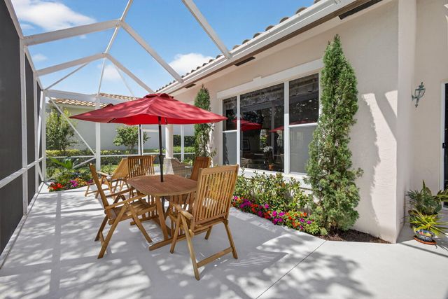 936 Augusta Pointe Drive, Palm Beach Gardens, FL 33418